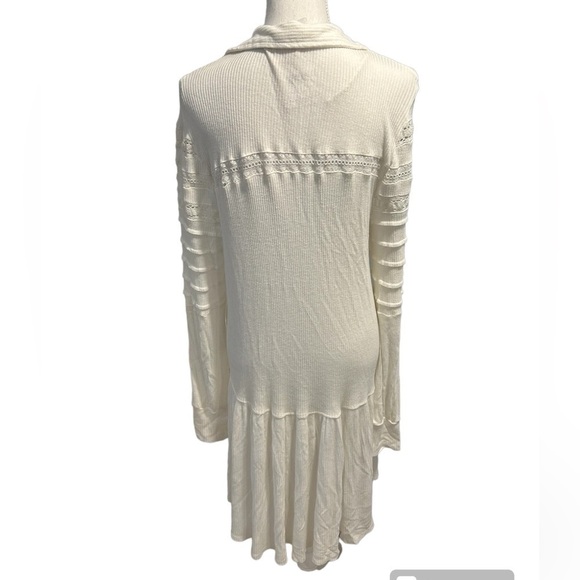 {Free People} Set To Stun Tunic Top - Picture 2 of 4